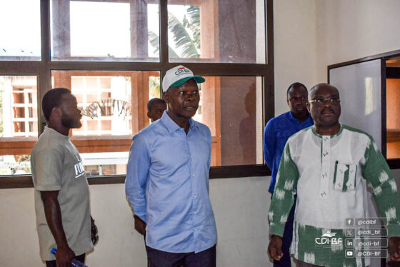 Séance de travail entre la CDI-BF et l’architecte Diébédo Francis KERE autour de projets structurants